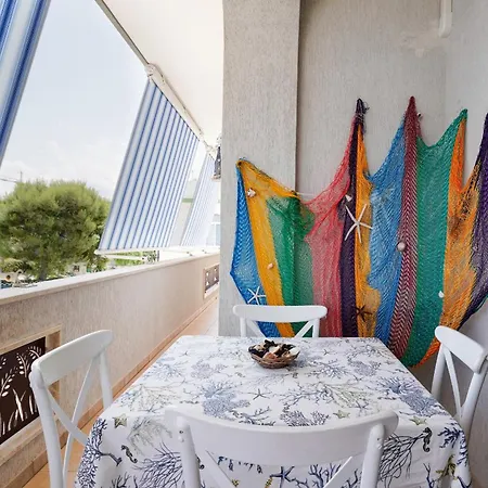 A Torre Canne Con Balcone *